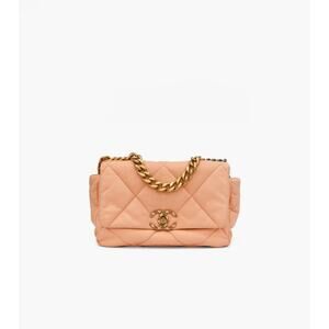 CHANEL Medium Pink 19 bags C-A20540